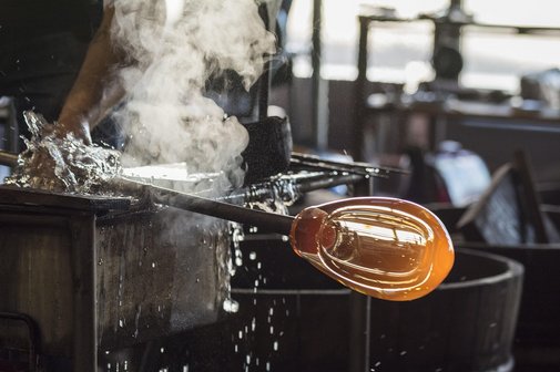 Glasbläser bei der Arbeit