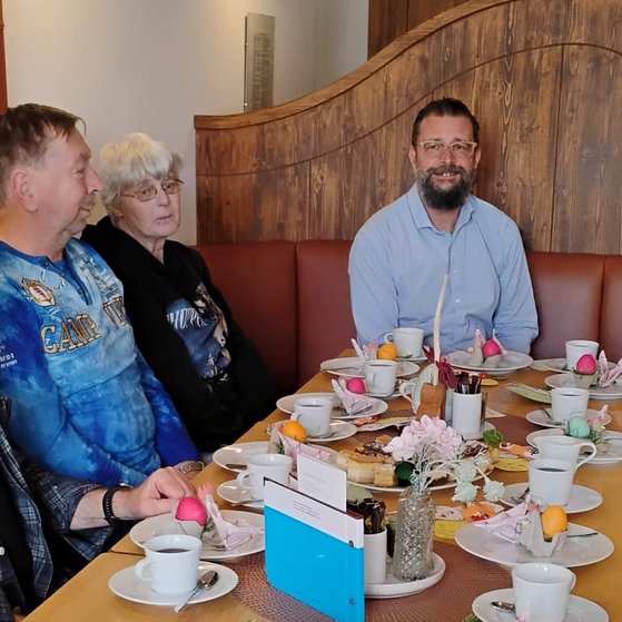 VdK Veranstaltung 25.3.26 OB der Stadt Glauchau, Marcus Steinhart mit Mitgliedern des Ortsverbandes
