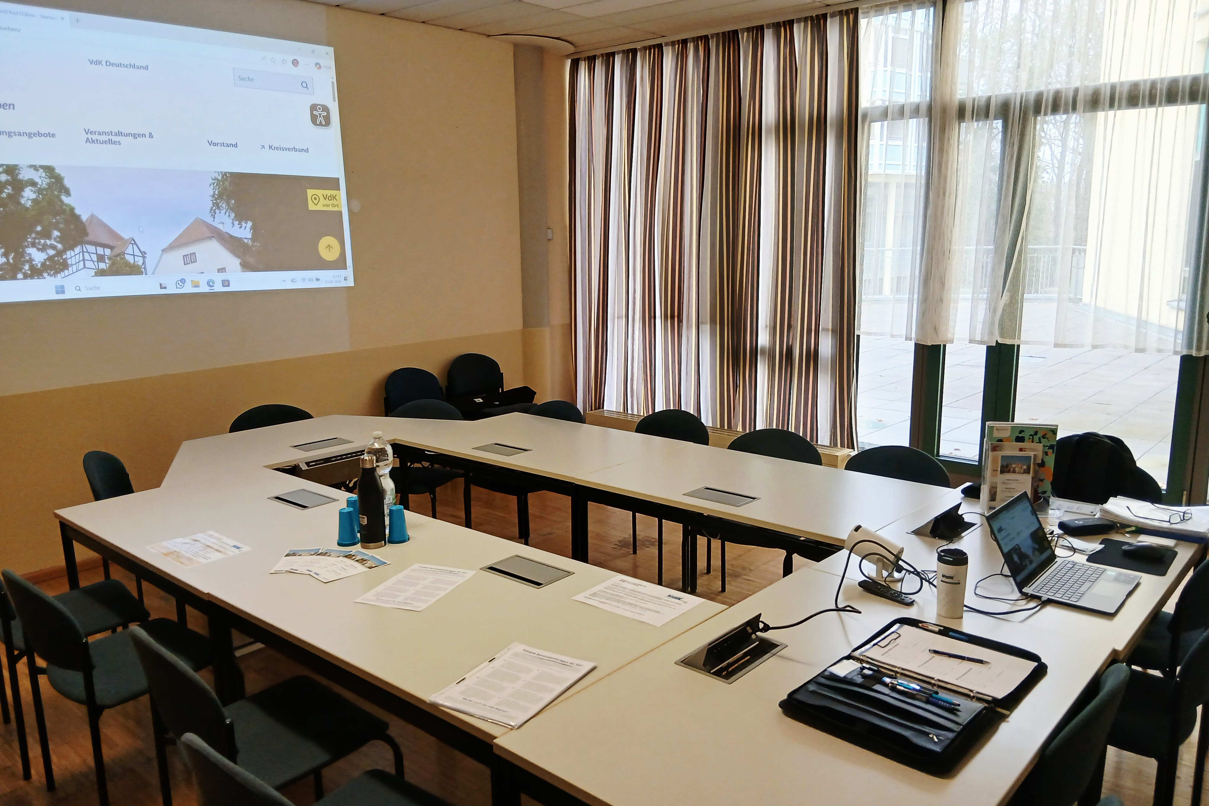 Konferenzraum des Reha-Zentrum Bad D&uuml;ben f&uuml;r die VdK-Ehrenamtssprechstunde